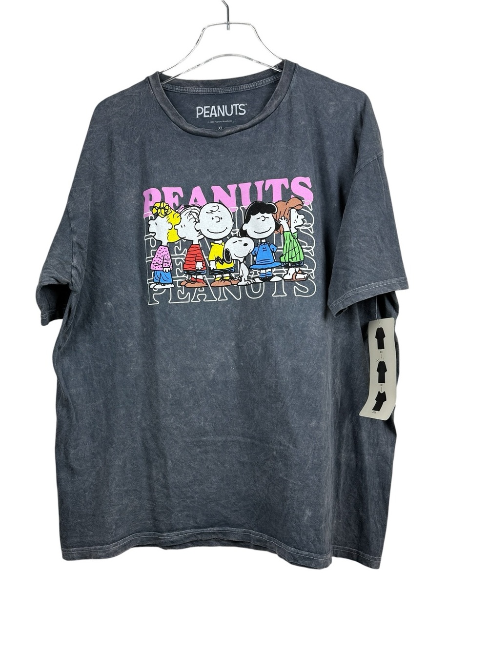 Peanuts Characters Double Sided Distressed Gray T-Shirt Women's Size XL NWT